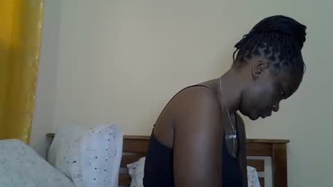 Snapshot of prettyliz30 chatting on 20, 6, 2026 LILIAN online show from 20, 6, 2026