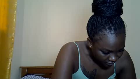 Snapshot of prettyliz30 chatting on 30, 6, 2026 LILIAN online show from 30, 6, 2026