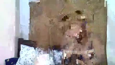 prettymel_ online show from 4, 3, 2025