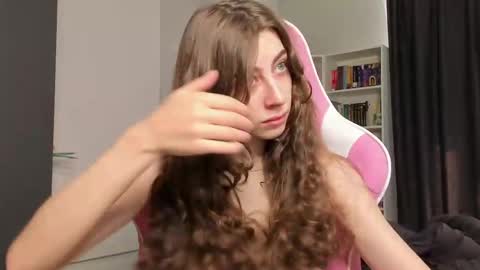 Sophie  next stream will be at Monday  i will wait you guys  online show from 18, 5, 2026