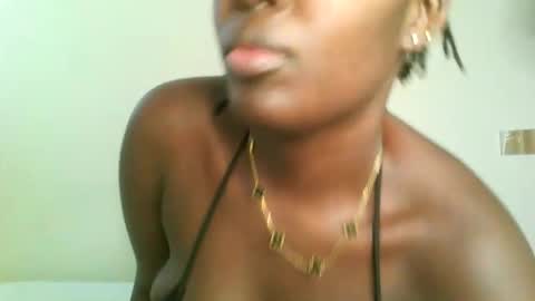 prettyvishy online show from 6, 3, 2025