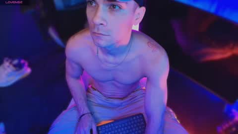 pridelgtbi online show from 1, 12, 2025