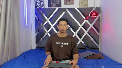 prince_arthur77 online show from 5, 2, 2025