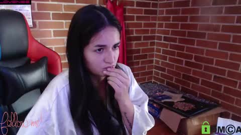 Snapshot of princesa_leia_zathur chatting on 19, 2, 2025 Leia online show from 19, 2, 2025