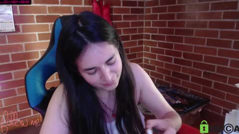Snapshot of princesa_leia_zathur chatting on 10, 3, 2025 Leia online show from 10, 3, 2025
