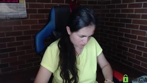 Snapshot of princesa_leia_zathur chatting on 12, 9, 2025 Leia online show from 12, 9, 2025