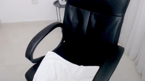 valery dollx online show from 3, 3, 2026