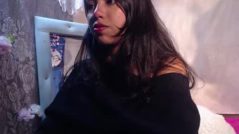  Elia  online show from 14, 12, 2025