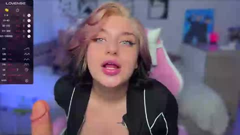 Lina online show from 10, 2, 2025