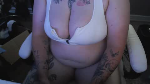 TomboyTease online show from 22, 7, 2026