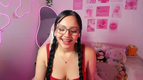    online show from 25, 4, 2026