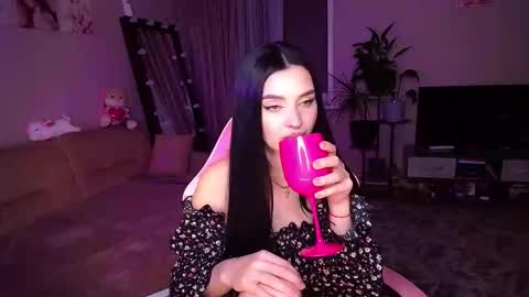 princessamira1 online show from 9, 11, 2025