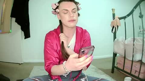 KCGREY online show from 1, 4, 2026