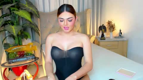 Snapshot of princesshugecumontop chatting on 20, 10, 2025 PrincessDONT FORGET TO FOLLOW ME online show from 20, 10, 2025