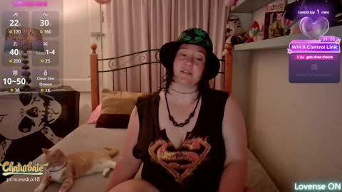 Snapshot of princesslux18 chatting on 4, 1, 2025 Lux Alot Luxi online show from 4, 1, 2025
