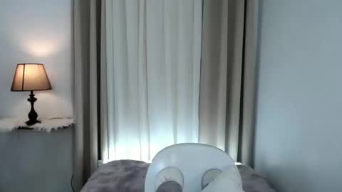 princessyanzy1 online show from 11, 1, 2025