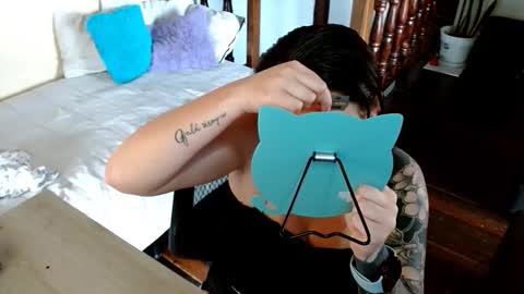 Snapshot of prismm_ chatting on 10, 10, 2025 prismm_ online show from 10, 10, 2025