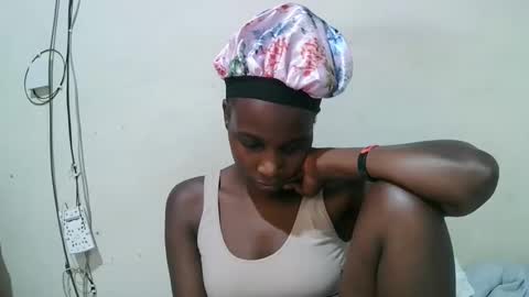 Snapshot of pritty_amber chatting on 21, 4, 2026 pritty_amber online show from 21, 4, 2026