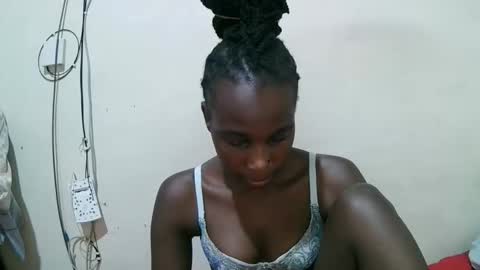Snapshot of pritty_amber chatting on 24, 4, 2026 pritty_amber online show from 24, 4, 2026
