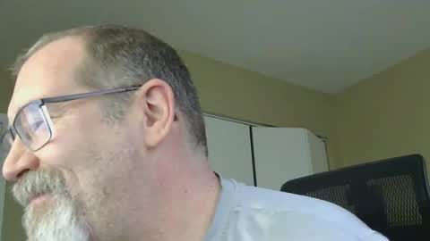 Snapshot of professor21255 chatting on 28, 4, 2026 professor21255 online show from 28, 4, 2026