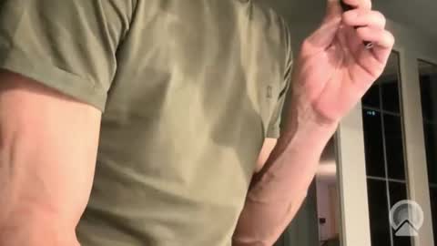 Dutchieeeee8 online show from 4, 4, 2026