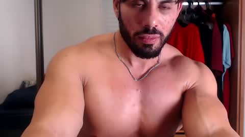 promuscles4u online show from 21, 7, 2026