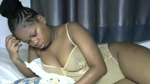 Snapshot of prretyface chatting on 24, 10, 2025 prretyface online show from 24, 10, 2025