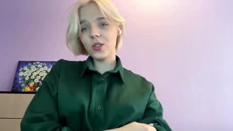 Scarlet online show from 22, 12, 2025