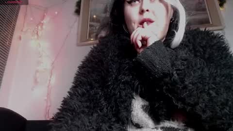 OlivePsy online show from 6, 1, 2025