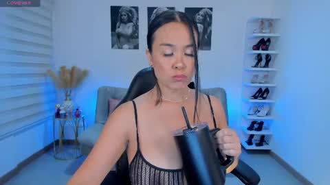 Snapshot of puiyeee chatting on 24, 7, 2026 Pui Yeee online show from 24, 7, 2026