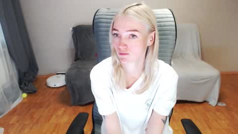 Polly online show from 25, 9, 2025