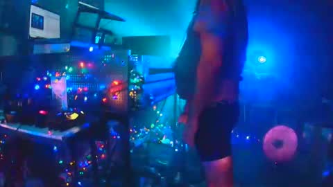 punkrunr083 online show from 3, 5, 2026