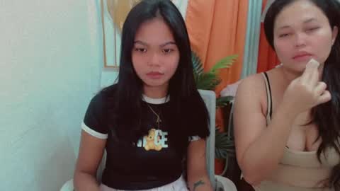 Snapshot of pure_asian_beauty chatting on 28, 7, 2026 zarah online show from 28, 7, 2026