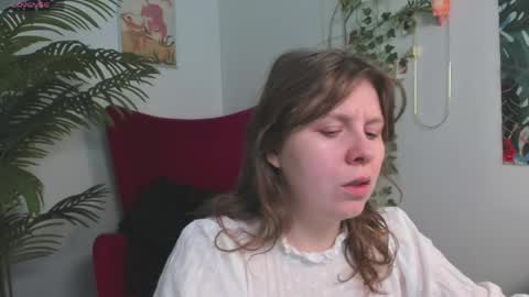 constant schedule Wednesday  Friday  Saturday  Sunday  The Rosemarie online show from 12, 4, 2026