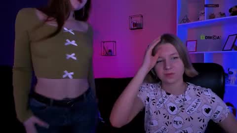 Snapshot of pure_radiance chatting on 10, 2, 2026 Ask me3 online show from 10, 2, 2026