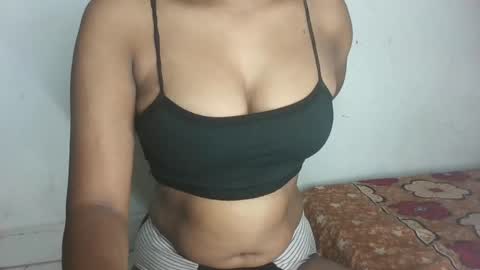 Snapshot of pureelove chatting on 10, 5, 2026 Your love online show from 10, 5, 2026