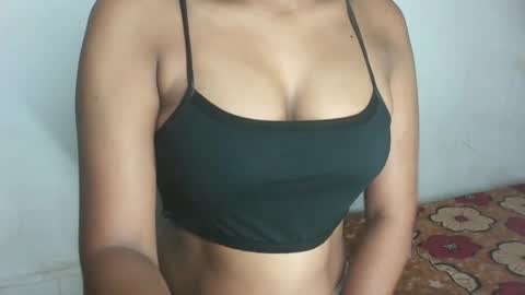 Snapshot of pureelove chatting on 2, 6, 2026 Your love online show from 2, 6, 2026