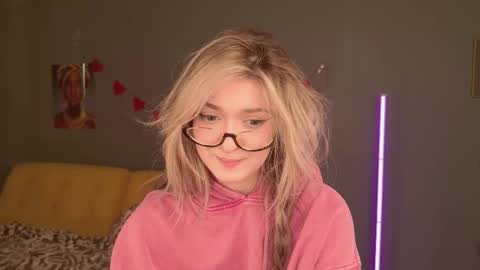 Bella online show from 15, 2, 2026