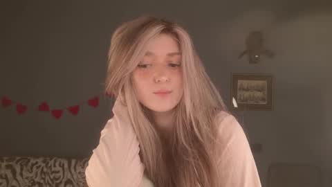 Bella online show from 11, 4, 2026