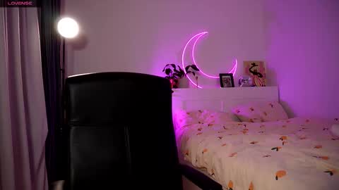 Sasha  wait you here 6 of November. will celebrate my B- day online show from 5, 10, 2025