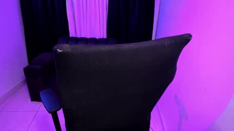 Snapshot of purplemegan chatting on 16, 4, 2026 MEGANNNN online show from 16, 4, 2026