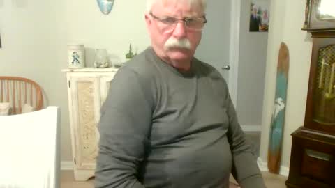 Snapshot of purpleshroom chatting on 27, 2, 2025 purpleshroom online show from 27, 2, 2025