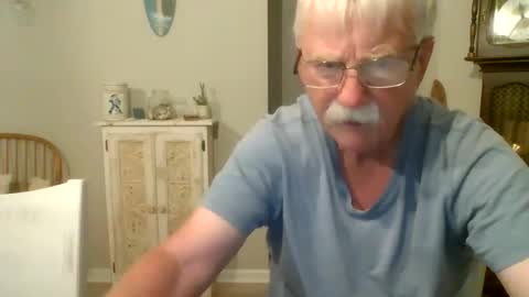 Snapshot of purpleshroom chatting on 2, 10, 2025 purpleshroom online show from 2, 10, 2025