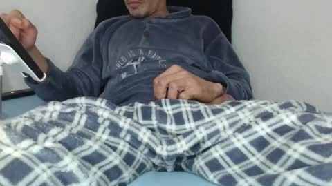 Ruck Fules online show from 6, 3, 2025