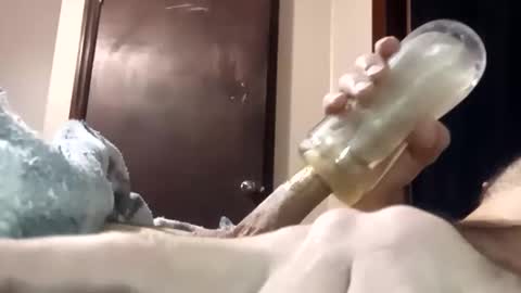 Pussyluver520 online show from 27, 4, 2026