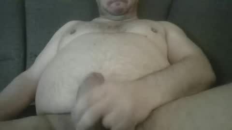 Pussyluver75 online show from 1, 5, 2026
