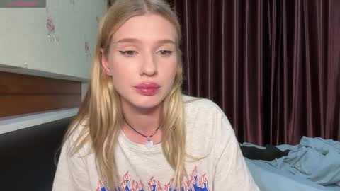 Lina online show from 13, 4, 2026