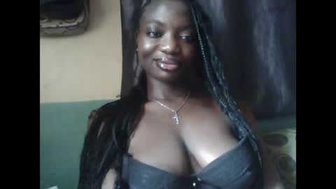 Snapshot of pweedy_ora chatting on 25, 6, 2026 ora online show from 25, 6, 2026