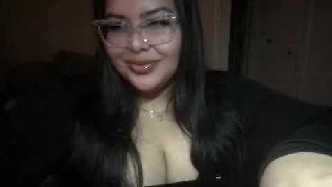 Prettypink Tinyhole online show from 20, 12, 2024