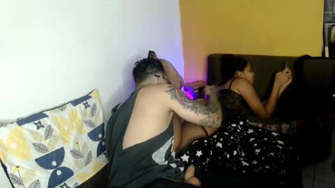 queeen_bee1 online show from 15, 1, 2025